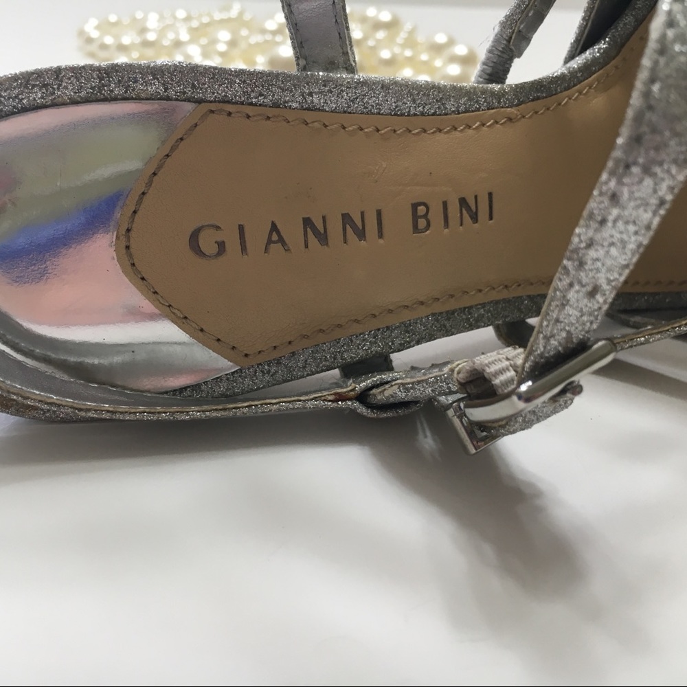 Gianni Bini Silver Glitter and Jeweled Heels, sz 7 - Picture 6 of 8